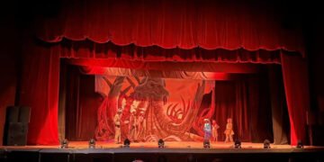 Hipiles y Alpargatas: el festival que mantiene viva la esencia del teatro regional