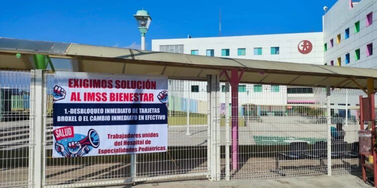 Incumplimiento de Broxel deja sin vales al personal de hospital en Chiapas