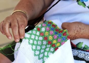 Yucatán busca blindar el bordado maya ante la UNESCO; lanzarán libro
