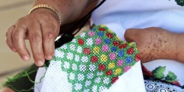 Yucatán busca blindar el bordado maya ante la UNESCO; lanzarán libro