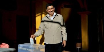 Oaxaca realiza una histórica jornada de revocación de mandato para gobernador