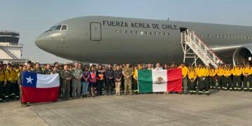 Sigue la alerta por incendios en Chile; México se suma a la ayuda internacional