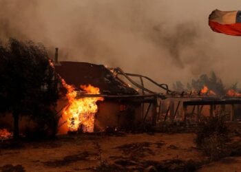 Fuego en Chile, declaran estado de emergencia por incendios forestales