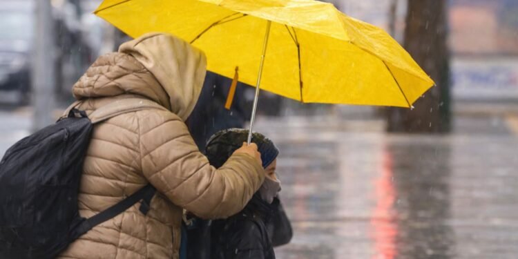 Frente frío 30 avanza con aire ártico y refuerza lluvias