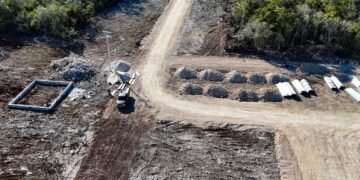 Escándalo en la selva por ecocidio de empresa avícola local