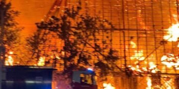 Año nuevo, viejos riesgos: pirotecnia provoca incendios en Mérida y Kanasín