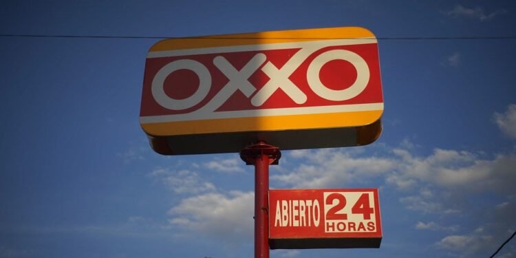 OXXO impulsa a Macuspana con nueva inversión y generación de empleos