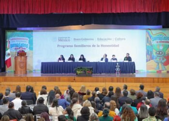 Un robot contra la corrupción: así enseñará el gobierno a ser honestos desde niños