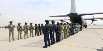 México traslada a Estados Unidos a 37 operadores criminales