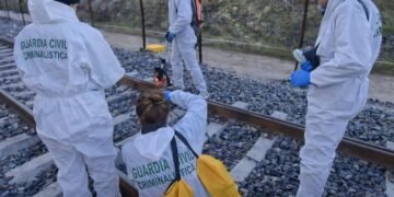 Tres días de luto en España; accidente de tren deja hasta el momento 39 muertos