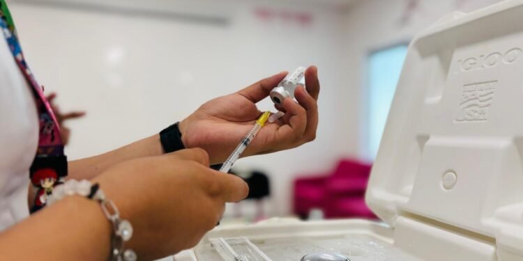 Llaman a completar esquemas de vacunación ante riesgo de sarampión