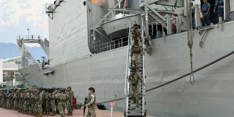 Marina refuerza seguridad en Puerto Vallarta con 103 elementos y equipo táctico