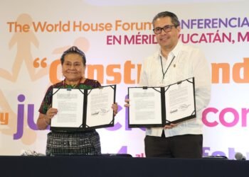 Educación que siembra paz: Rigoberta Menchú y la UADY sellan alianza histórica