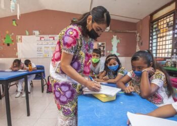 Yucatán entra en modo Carnaval con mega puente escolar