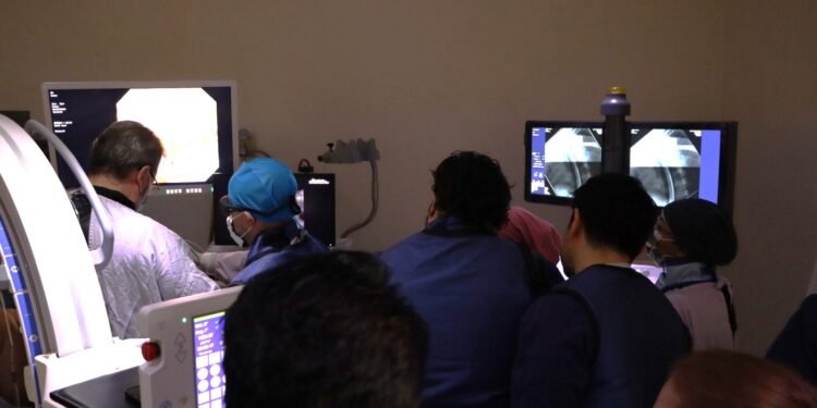 Inicia la revolución médica en Yucatán se realizarán cirugías sin bisturí