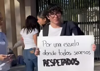 Escuela Normal Rodolfo Menéndez de la Peña en paro; estudiantes exigen salida del director