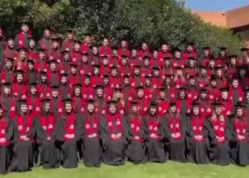 Foto generacional en la Ibero termina en emergencia; reportan 33 lesionados