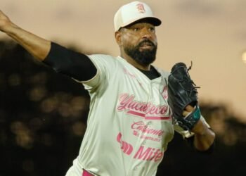 César Valdez vuelve a los Leones de Yucatán para su quinta temporada