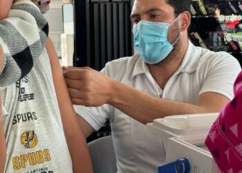 ¿Debes vacunarte contra el sarampión? El IPN explica qué hacer según tu año de nacimiento