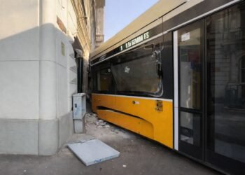 Tranvía se descarrila en Milán: dos muertos y cerca de 40 heridos