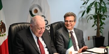 ANAM y COFEPRIS blindan la salud en las aduanas; firman convenio clave