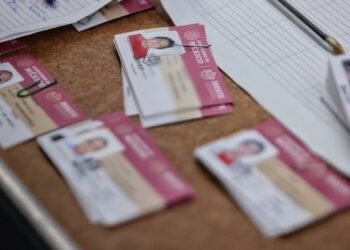 Adiós a los trámites: credenciales para jubilados del ISSSTE serán permanentes