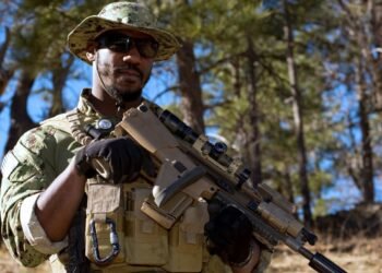 Autorizan llegada de SEAL Team 2 para adiestrar a Marina en Campeche; vuelve polémica por avión Hércules