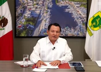 Detienen a red que despojaba casas con pagarés falsos; hay cinco vinculados