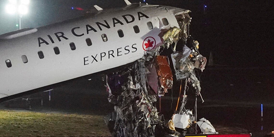 Falla de coordinación en pista provoca choque de avión de Air Canada en EU