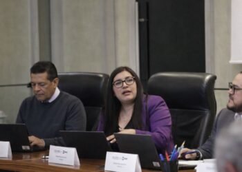 Aduanas y empresarios van contra el contrabando