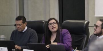 Aduanas y empresarios van contra el contrabando