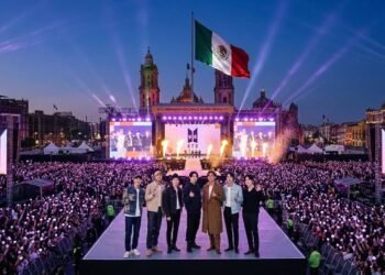 BTS podría llegar al Zócalo: Sheinbaum sugiere show gratis en CDMX