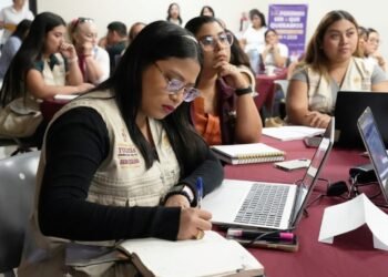 Semujeres capacita personal para dar mejor seguimiento a casos de violencia