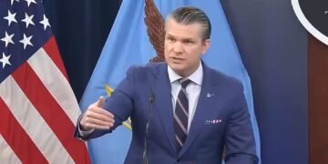 Secretario de Defensa de EU prevé el día más intenso de ataques contra Irán