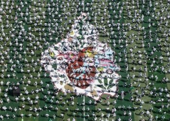 México mete gol al Guinness con la clase de futbol más grande del mundo