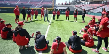 Todo listo para la gran final del softbol mexicano: Diablos contra Sultanes