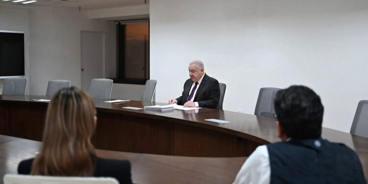 Encuestas colocan a Rafael Marín en ascenso en la carrera por Quintana Roo