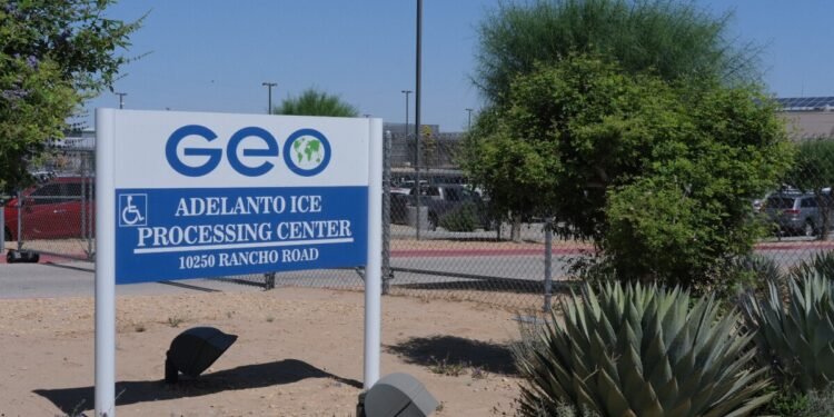 Mexicano muere bajo custodia de ICE; gobierno activa protocolo consular