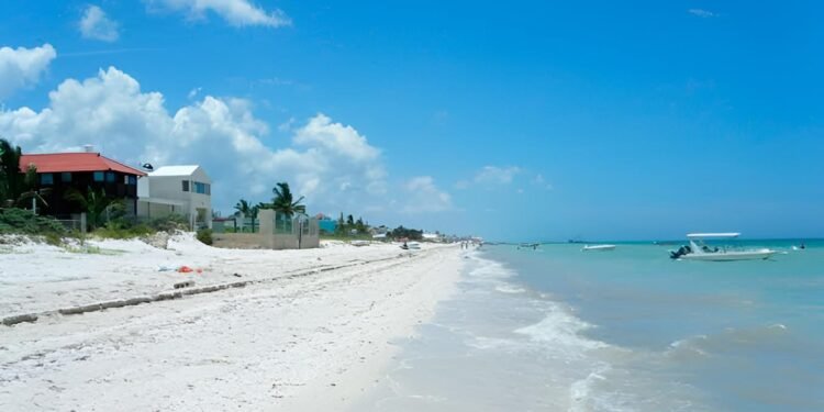 Telchac Puerto se alista para Semana Santa y renueva su imagen