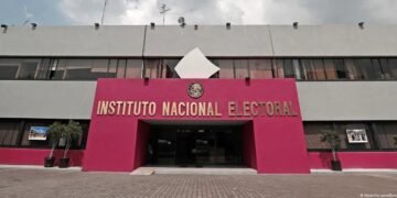 INE avala credencial para votar con autopercepción de género y autoidentificación indígena