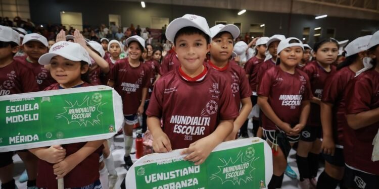Inauguran la Copa Nacional de Educación Básica Mundialito Escolar 2026 en Mérida