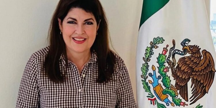 La historia se repite: ahora se resiste a dejar el cargo exembajadora en Belice