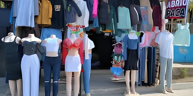 Industria textil, en crisis por auge de la ropa de paca