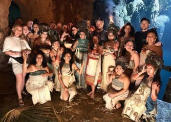 En el cenote Tsukán, el cine revive al hombre que descifró a los mayas