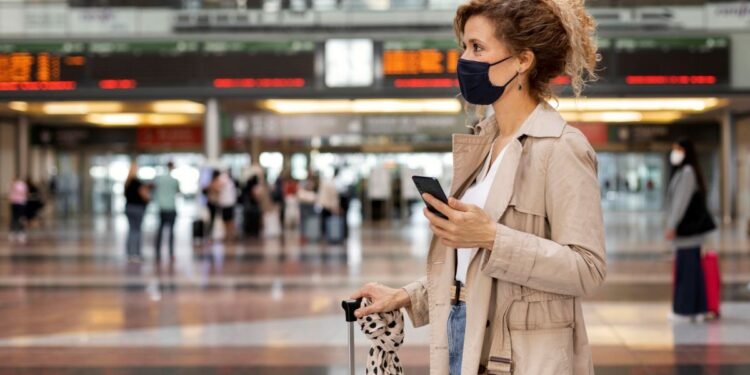 Gobierno analizará cobros excesivos de taxis en terminales aéreas