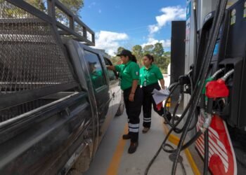 Inflación da tregua en abril por gasolina estable y baja en el precio de la luz