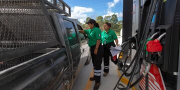 Inflación da tregua en abril por gasolina estable y baja en el precio de la luz