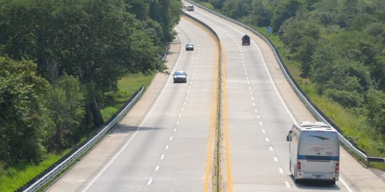 Suben tarifas en autopistas de Capufe; nuevos costos ya están vigentes