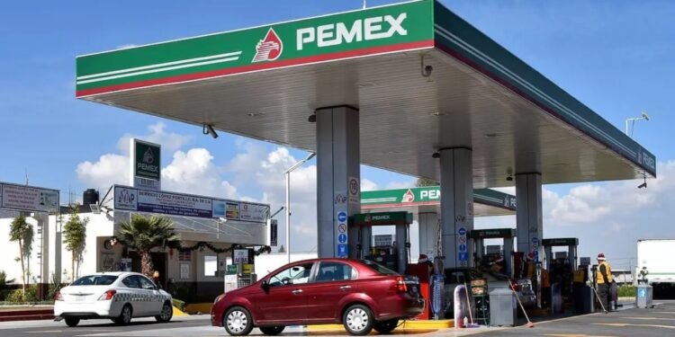 México reduce dependencia externa: Pemex reporta alza en gasolinas y diésel