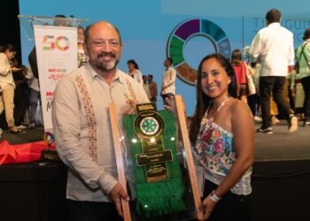 ¿Ya conoces Yaxunah? Descubre cómo se robó los reflectores en el Tianguis Turístico 2026